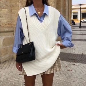 H&M NWT Oversized Rib Knit Sweater Vest - medium